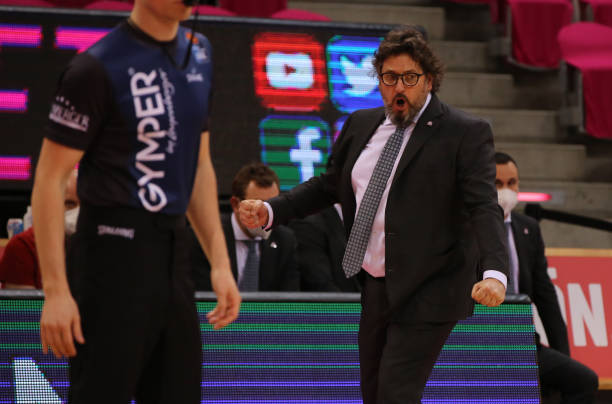 咤赛场的 咤赛场的