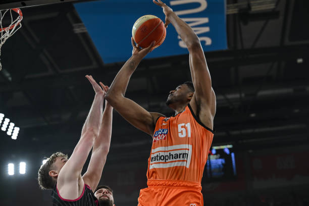 或状态波动 或状态波动