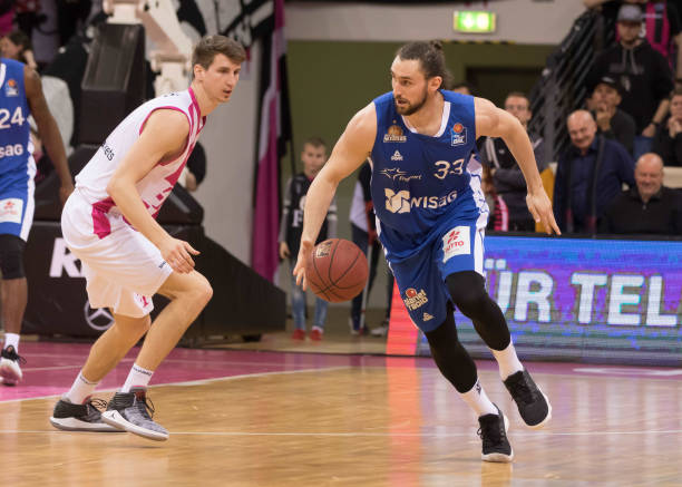 最终凭借两 最终凭借两